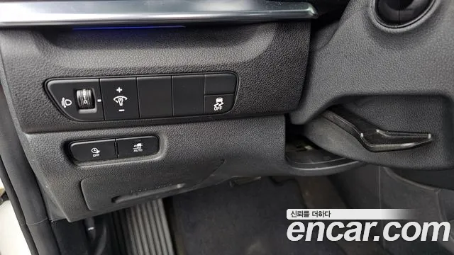 Kia Niro Niro Plus Air — Фото автомобиля 27