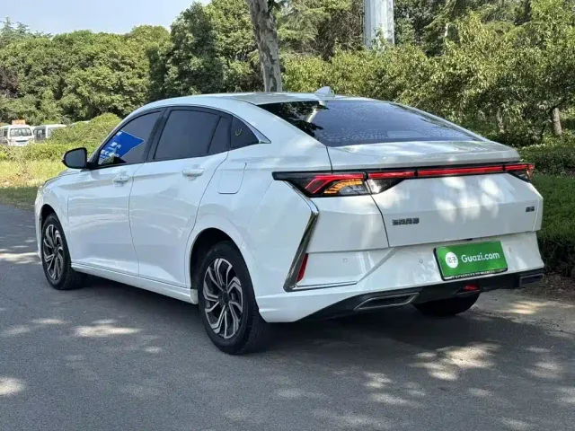 Dongfeng Yixuan — Фото автомобиля 4