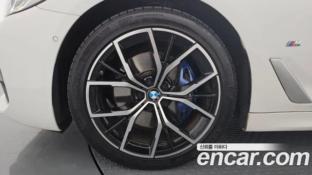 BMW 5-Series 5 серия (G30) 530i xDrive M Sport — Фото автомобиля 5