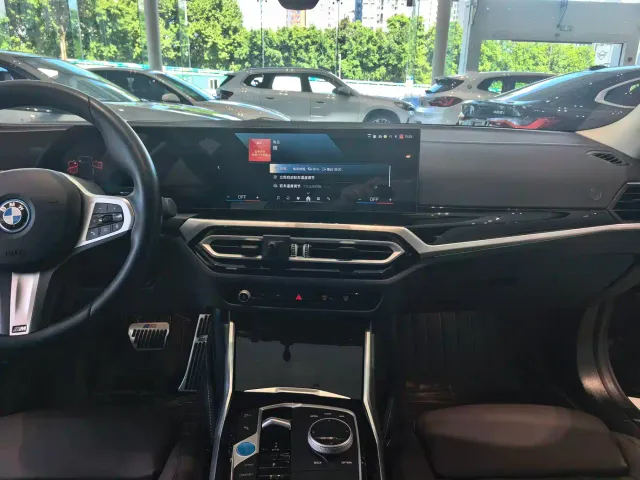 BMW i3 — Фото автомобиля 15
