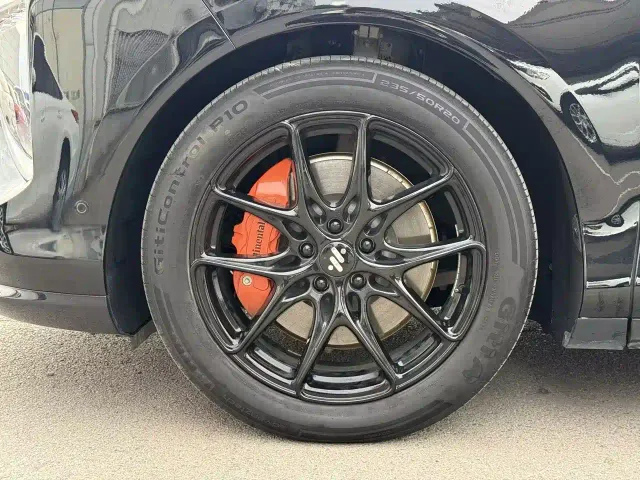IM Motors LS6 — Фото автомобиля 16