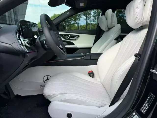 Mercedes-Benz E-Class — Фото автомобиля 9