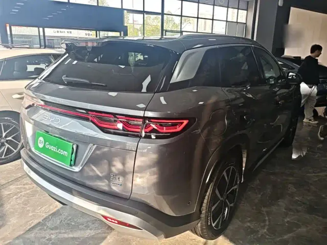 BYD Song L DM-i — Фото автомобиля 6