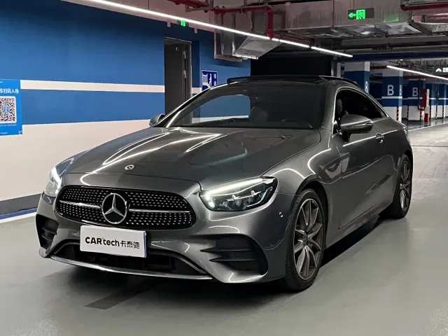 Фотография автомобиля — Mercedes-Benz E-Class