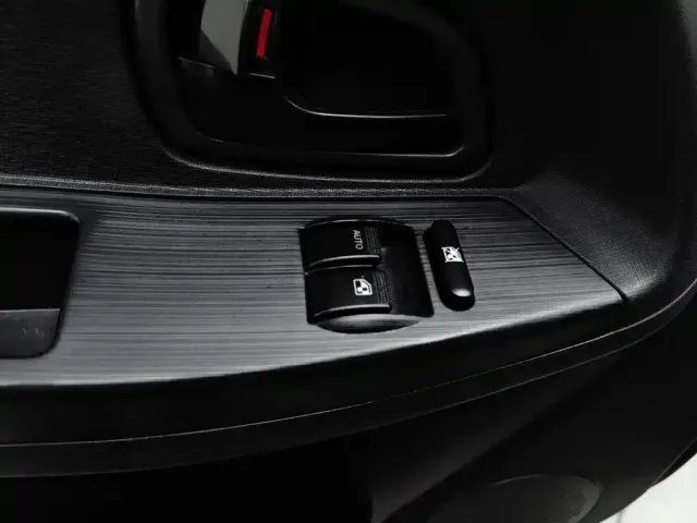 Changan Kaicheng Changan Ruixing EM80 2024 Hatchback Standard 2 Seats 41.86kWh — Фото автомобиля 9
