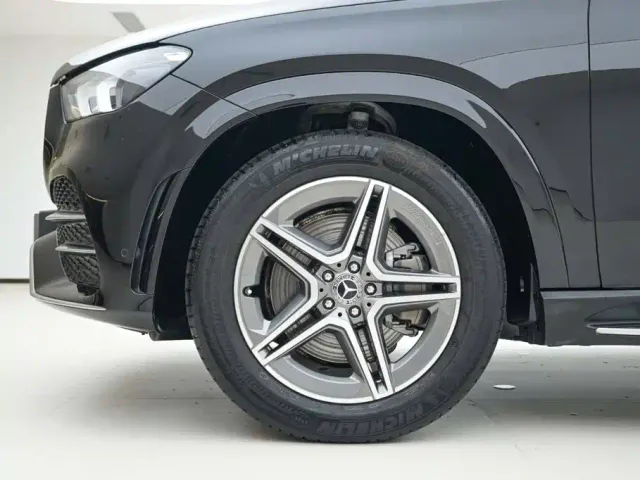 Mercedes-Benz GLE-Class — Фото автомобиля 15