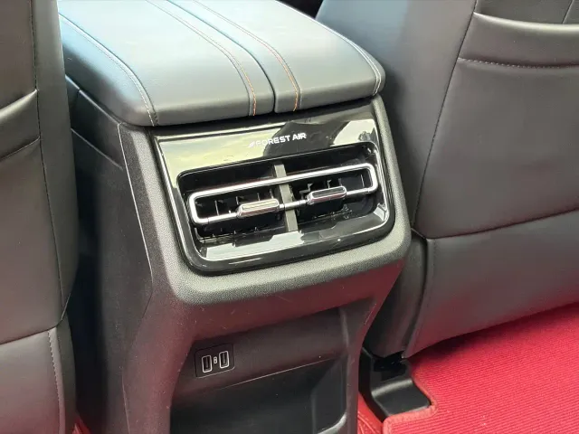 Changan UNI-K iDD — Фото автомобиля 19