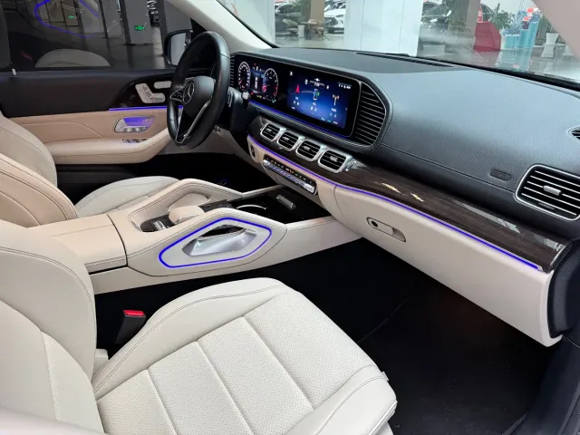 Mercedes-Benz GLE-Class — Фото автомобиля 18