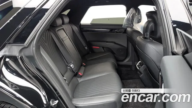 Hyundai Grandeur GN7 — Фото автомобиля 17