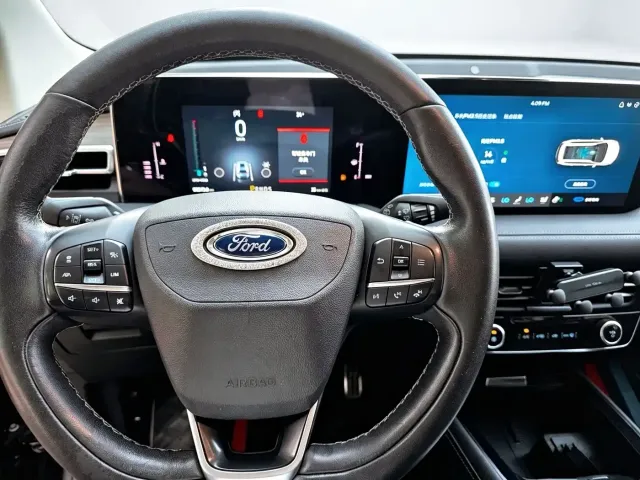 Ford Edge — Фото автомобиля 6
