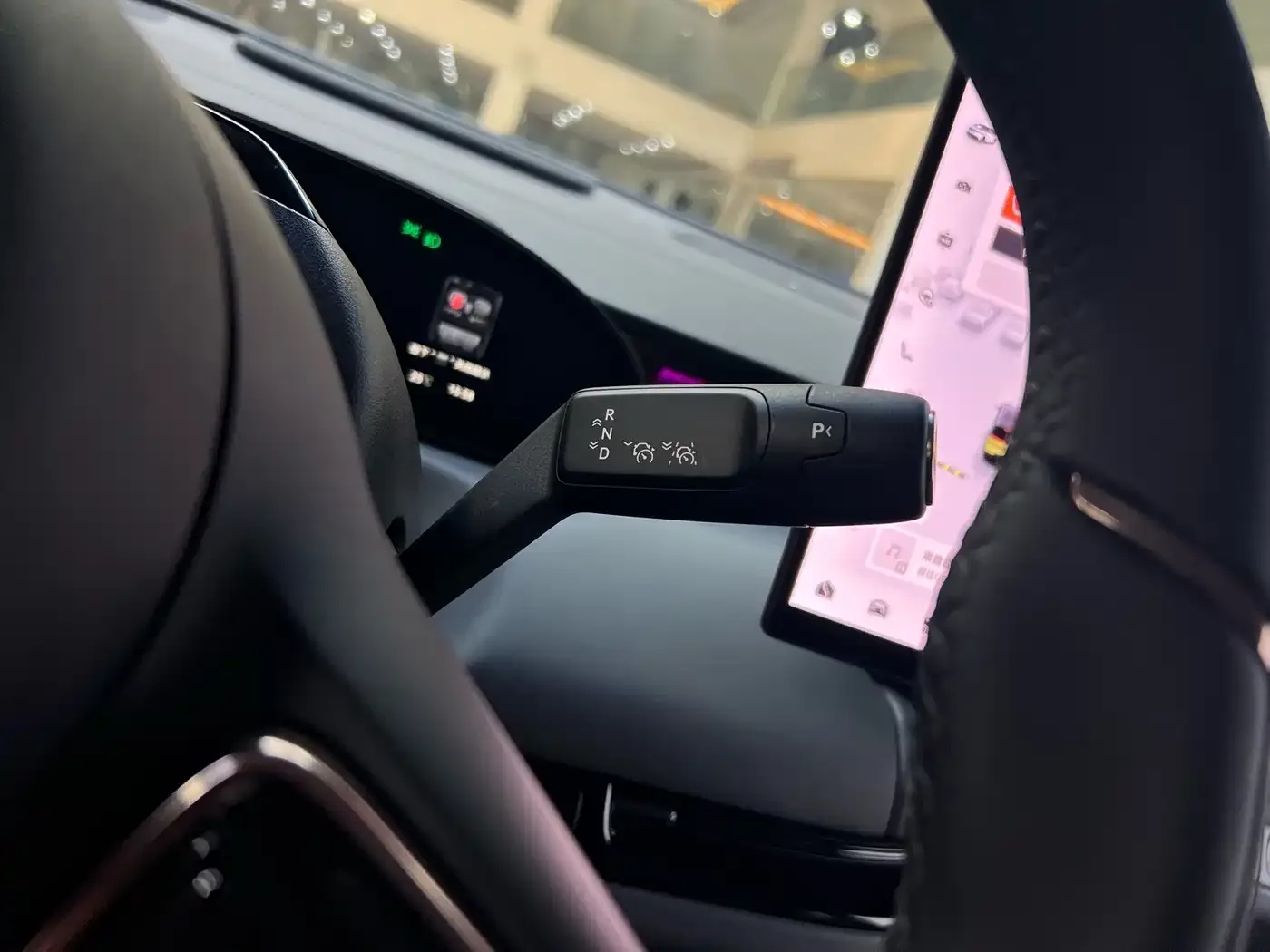 ZEEKR Zeekr MIX 2025 Smart Driving Edition — Фото автомобиля 17