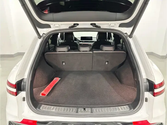 Genesis GV70 — Фото автомобиля 13