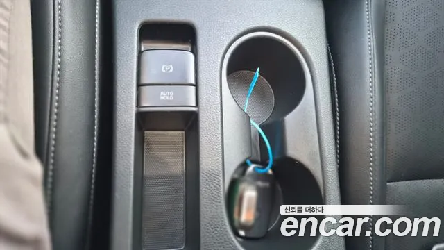 Kia Seltos New — Фото автомобиля 12