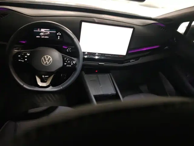 Volkswagen ID. Unyx 06 — Фото автомобиля 12