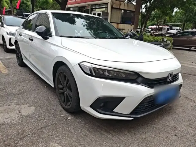 Honda Civic — Фото автомобиля 3