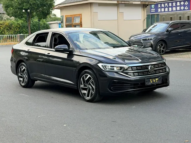 Volkswagen Sagitar — Фото автомобиля 3