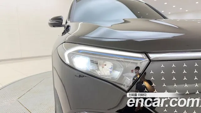 Mercedes-Benz EQB X243 — Фото автомобиля 10