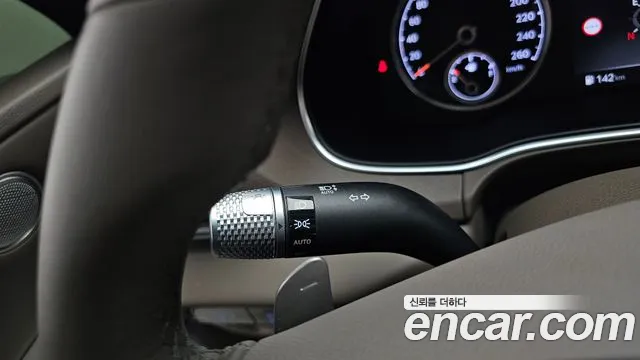 Genesis GV80 2.5T Бензин 2WD — Фото автомобиля 27