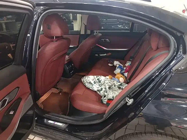 BMW 3 Series — Фото автомобиля 21