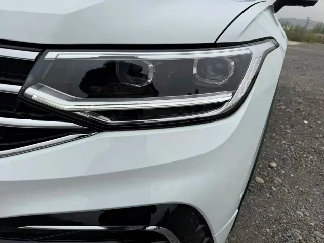 Volkswagen Tiguan L — Фото автомобиля 9