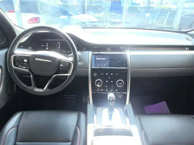 Land Rover Discovery Sport — Фото автомобиля 9
