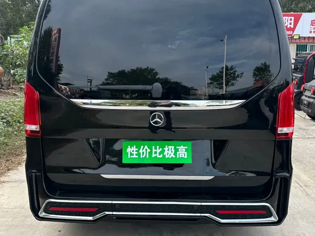 Mercedes-Benz V-Class — Фото автомобиля 21