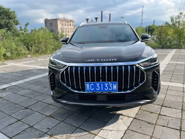 Jetour X70 Plus — Фото автомобиля 2