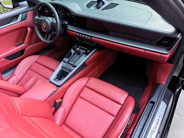 Porsche 911 — Фото автомобиля 27