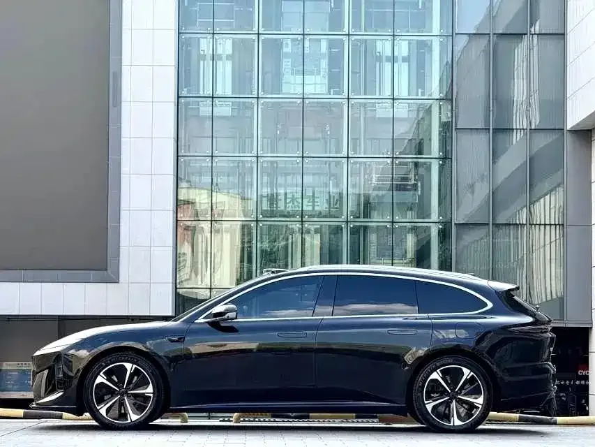 NIO NIO ET5T 2025 75kWh Touring — Фото автомобиля 3