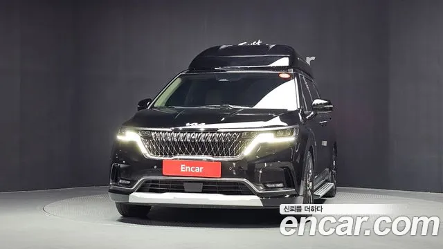 Kia Canival Carnival 4 поколение Бензин 4 места Hi-Limousine — Фото автомобиля 3