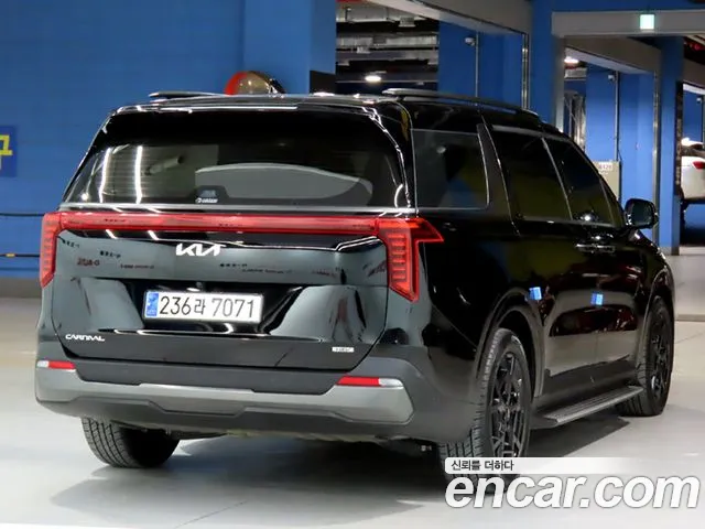 Kia Carnival 4th Gen — Фото автомобиля 2