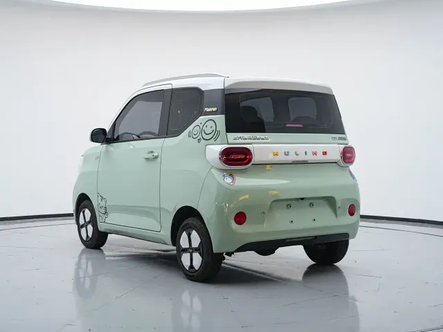 Wuling Hongguang Mini EV — Фото автомобиля 6