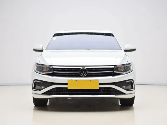 Volkswagen Bora — Фото автомобиля 2