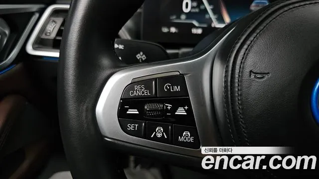 BMW i4 — Фото автомобиля 28