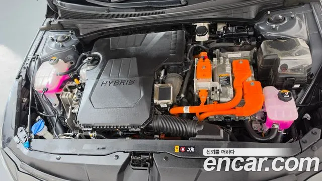Hyundai Avante CN7 — Фото автомобиля 9