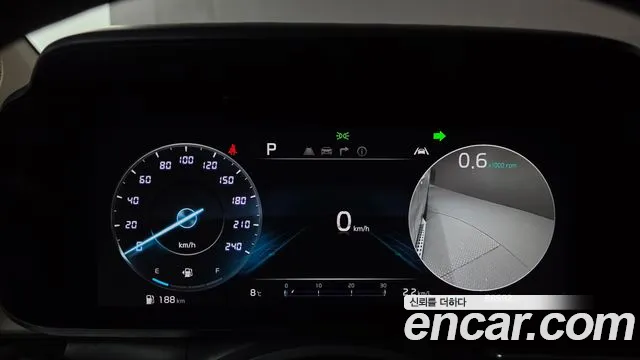 Kia Canival Carnival 4 поколение Бензин 9 мест Hi-Limousine — Фото автомобиля 8