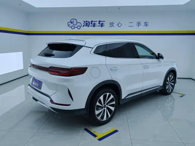 BYD Song PLUS — Фото автомобиля 3
