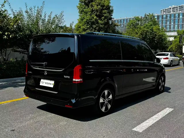 Mercedes-Benz V-Class — Фото автомобиля 6