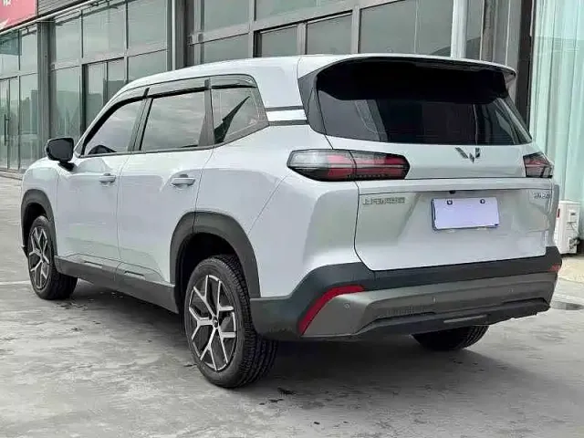 Wuling Starlight 560 — Фото автомобиля 4
