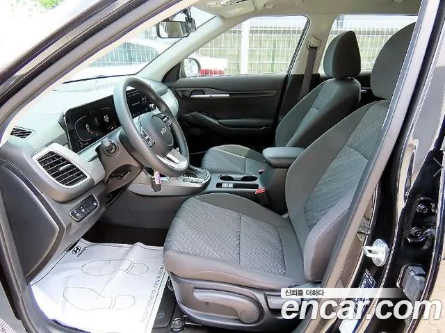 Kia Seltos Новый Seltos Бензин 2.0 2WD — Фото автомобиля 5