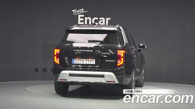 KGM Torres — Фото автомобиля 4