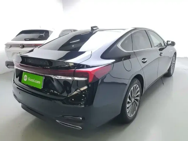 Buick LaCrosse — Фото автомобиля 6