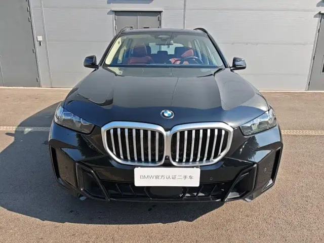 BMW X5 — Фото автомобиля 2