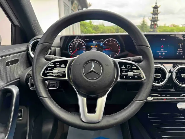Mercedes-Benz A-Class — Фото автомобиля 16