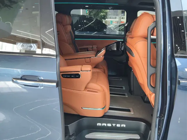 GAC Trumpchi Xiangwang M8 — Фото автомобиля 15