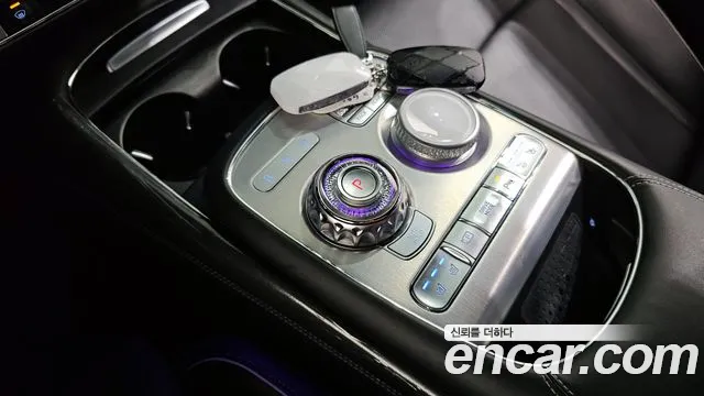 Genesis G90 Бензин 3.5 турбо AWD — Фото автомобиля 9
