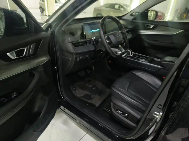 Chery Tiggo 8 — Фото автомобиля 15