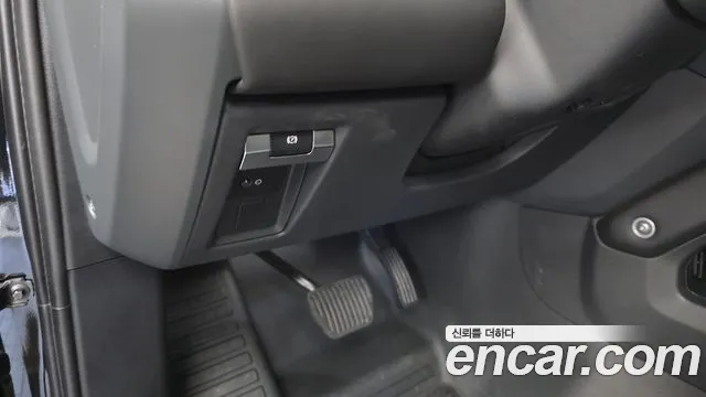 Land Rover Defender L663 — Фото автомобиля 30