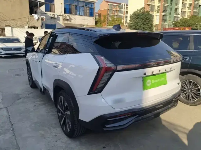 Geely Boyue L — Фото автомобиля 4