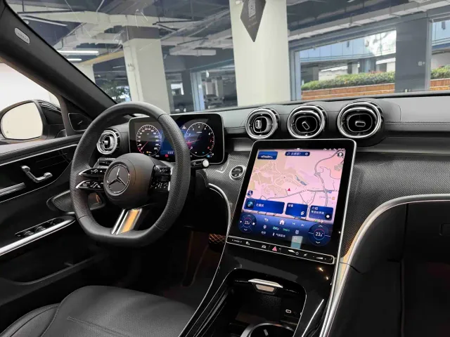 Mercedes-Benz C-Class — Фото автомобиля 25